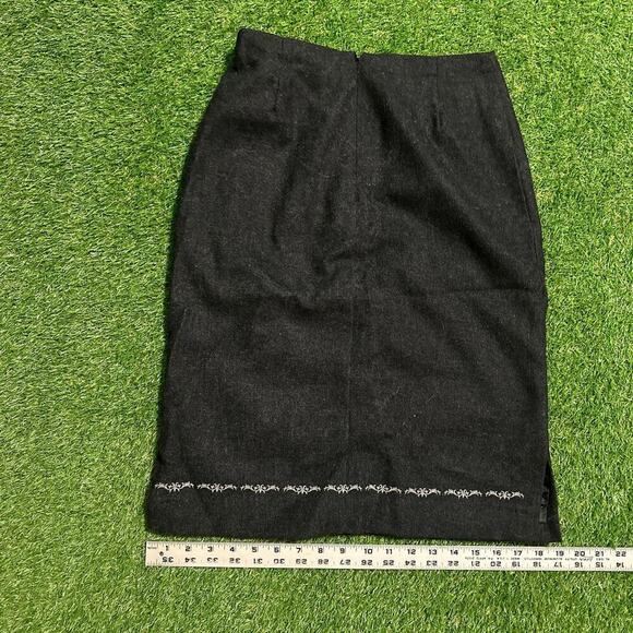 Vintage Black Wool Skirt With Silver Floral Barb Embroidery - Picture 4 of 6